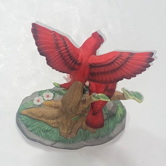 Vintage Wellington Collection Hummingbird Porcelain Figurine - Picture 6 of 12